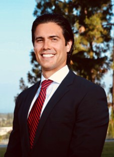 Charlie Hernandez headshot